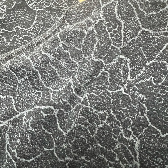 Lululemon Align Pant *Full Length 28" size 8 - Picture 3 of 4